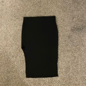 Black skirt with slit size 14 BOOHOO